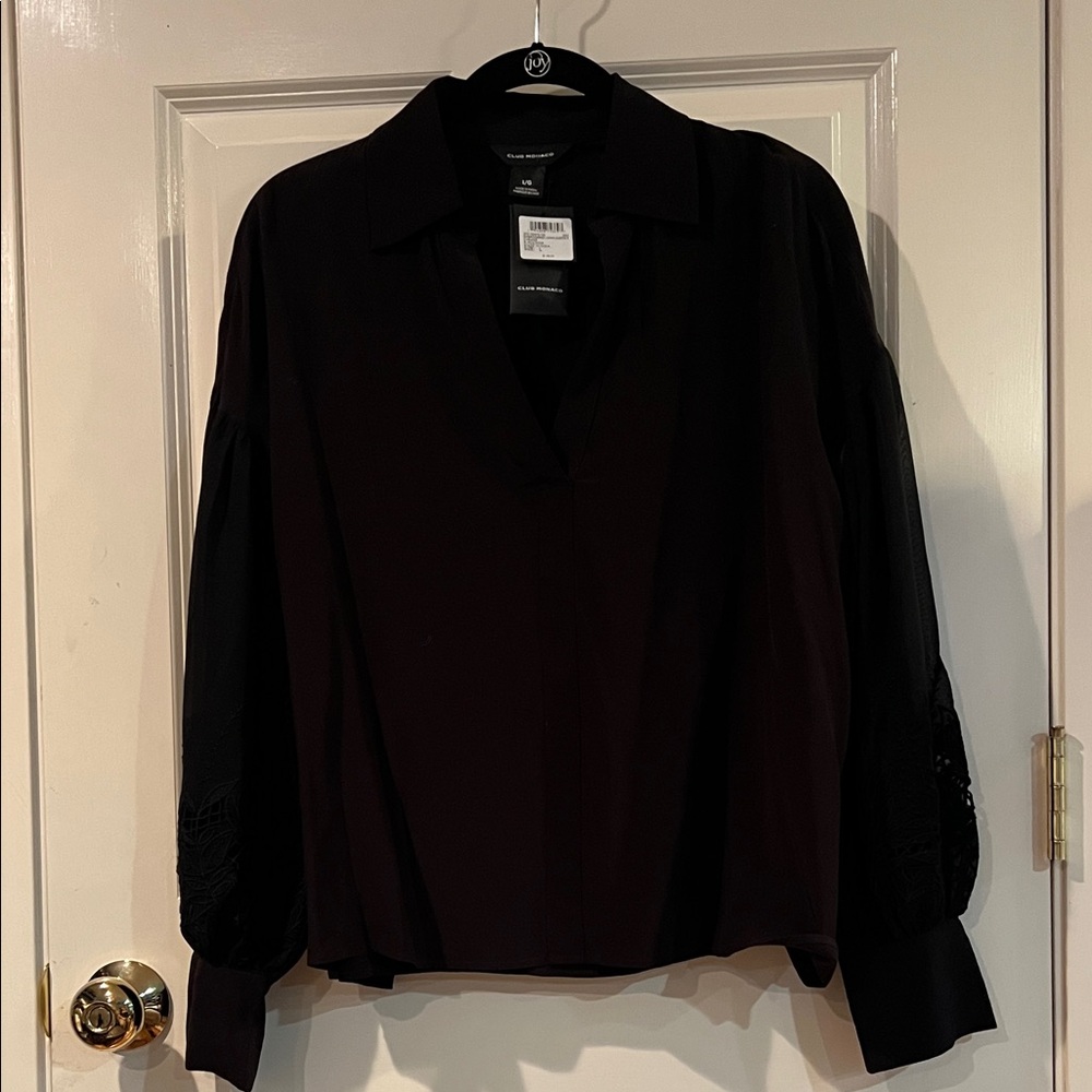Club Monaco embroidered long sleeve top L large